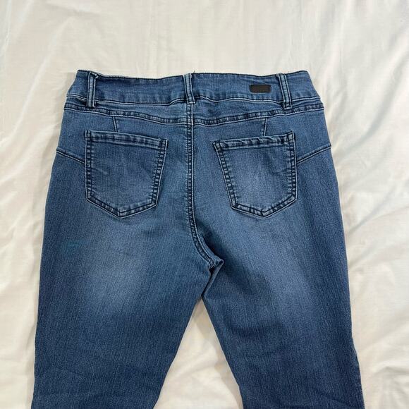 Miss Poured In Blue Women's 12 Skinny Jeans High Rise Light Weight - Picture 6 of 7